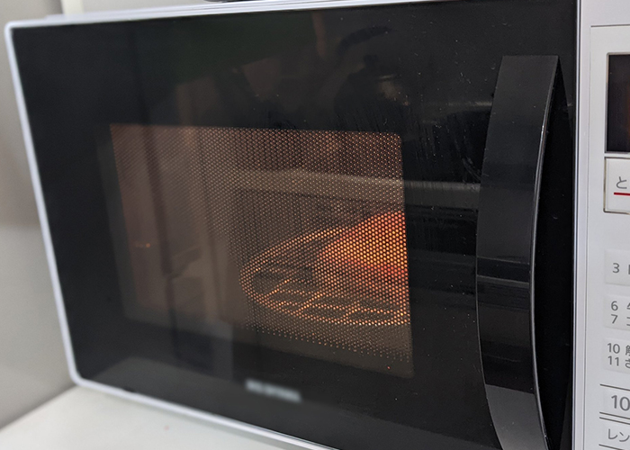 電子レンジの「強（500W〜600W）」で急激に加熱した