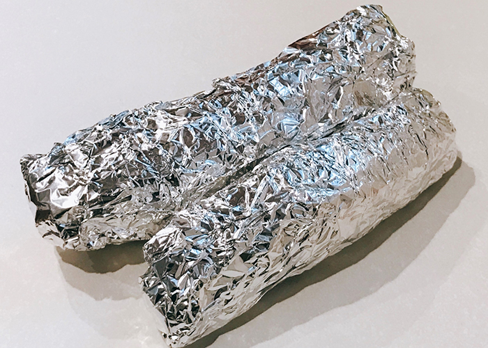 アルミホイルで「隙間なく完全に密閉」して焼いた