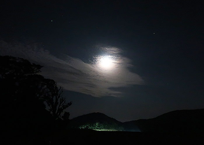 五島列島・福江島の鬼岳（夜空）
