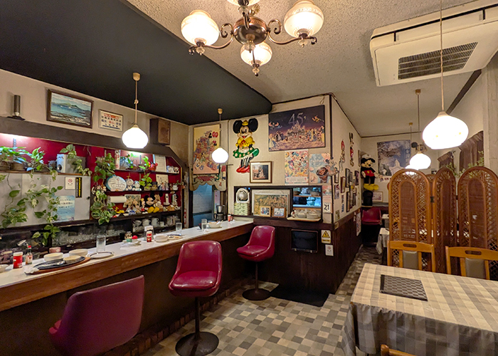 ミッキーハウスのカウンター席