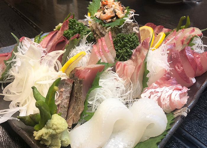 鉄平の刺身の盛り合わせ