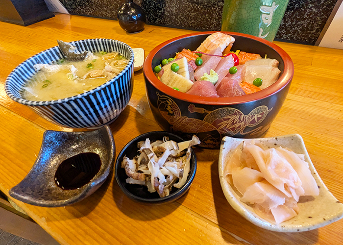 わざわざ足を運ぶ価値あり！本日、食べた寿し善の食事