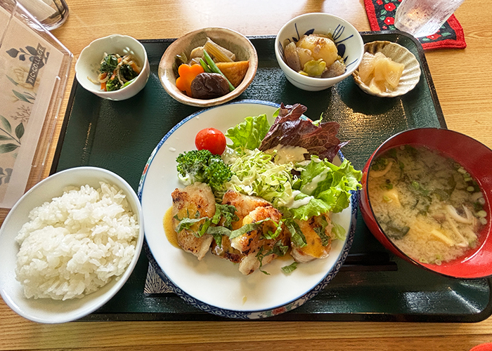 武家屋敷通りふるさと館－日替わり定食