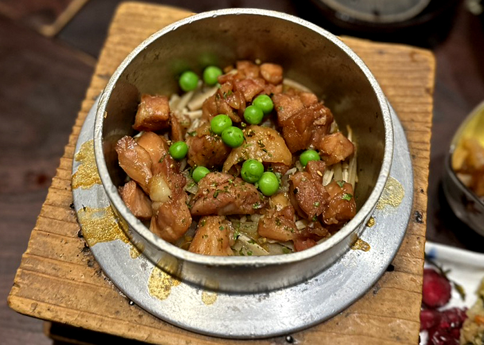 いけす割烹 心誠　地鶏釜飯