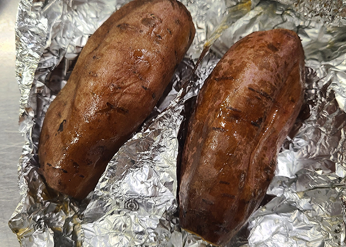 蜜が溢れる安納芋の焼き芋レシピ-蜜があふれている安納芋の焼き芋