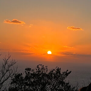 五島・福江島で迎える特別な年末「最後の夕陽鑑賞会」とは？