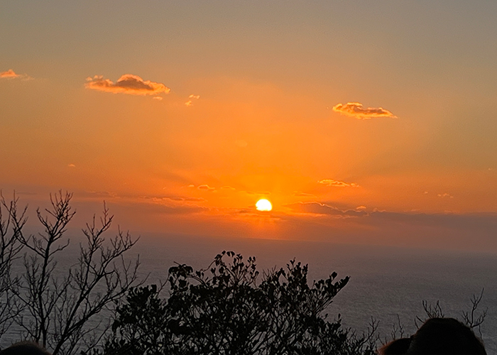 五島・福江島で迎える特別な年末「最後の夕陽鑑賞会」とは？