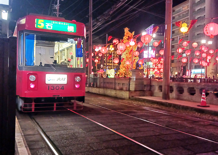 ランタン祭り時の長崎路面電車