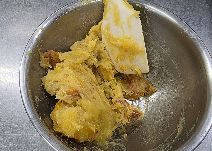 焼き芋ペーストの準備