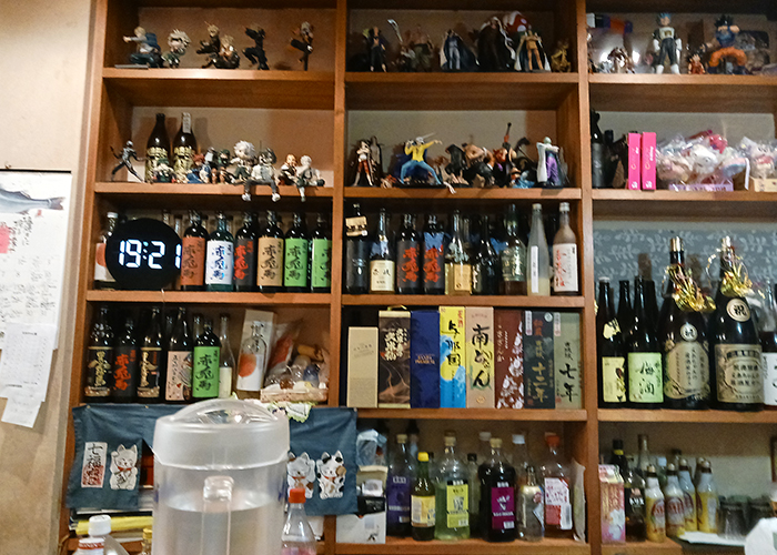 えあちゃんの居酒屋カフェの飲み物の棚