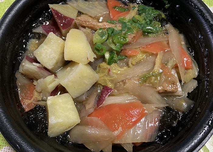 満足感アップ さつまいもとたっぷり野菜の具沢山スープ