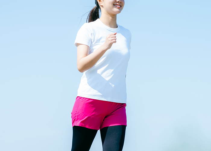 運動で腸活 簡単なストレッチやウォーキング