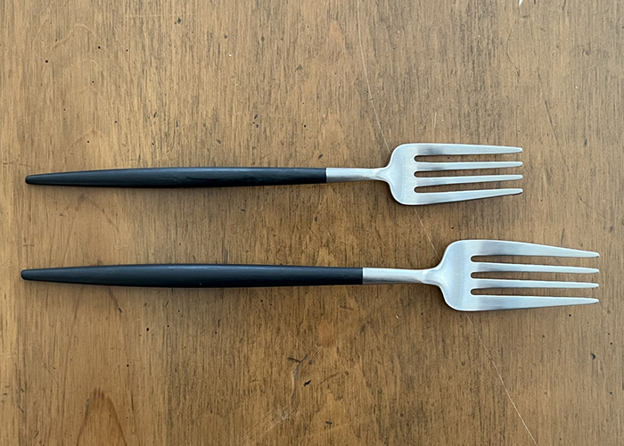 加熱前にフォークで穴をあけて破裂防止