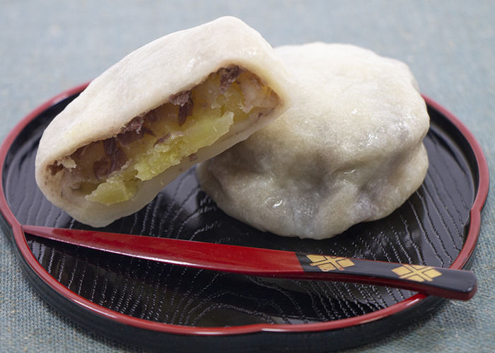 10位:あんことの相性抜群!いきなり団子