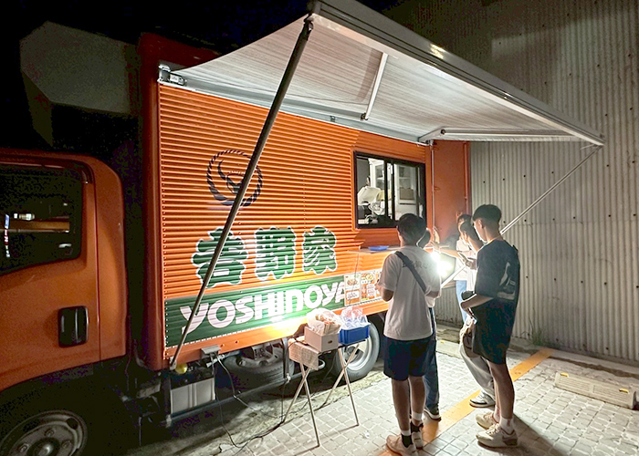 屋台グルメと出店の魅力