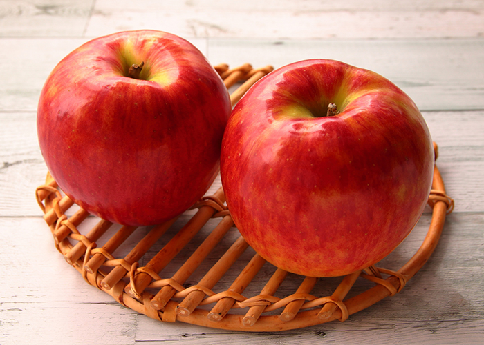 りんごをプラスして、自然な甘みと酸味を