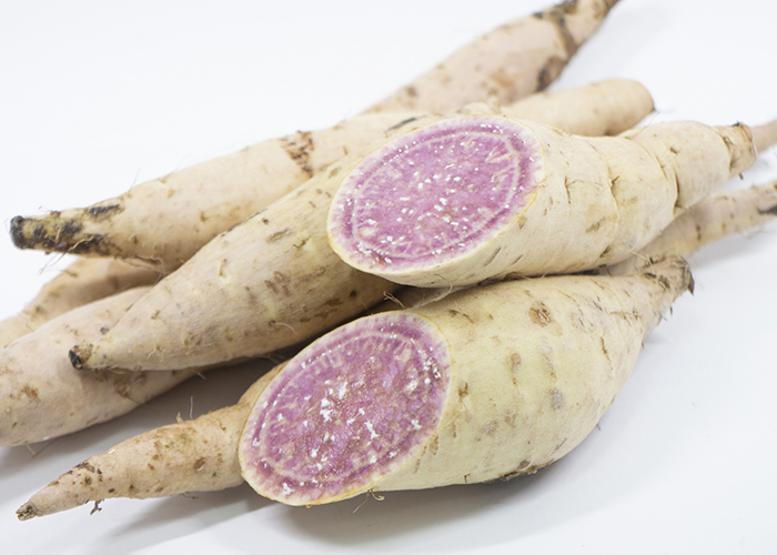 さつまいも種類-鮮やかな紫が特徴の紫芋