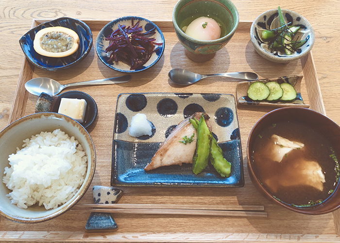 24時間以内の栄養補給も重要 バランスの良い食事