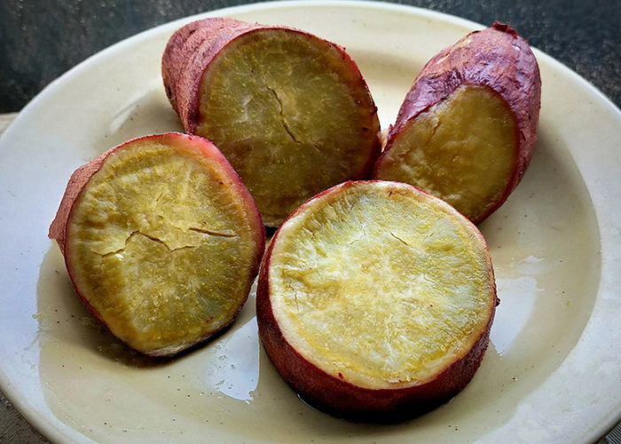 さつまいもダイエット　代謝が活発な日中の時間帯に食べる