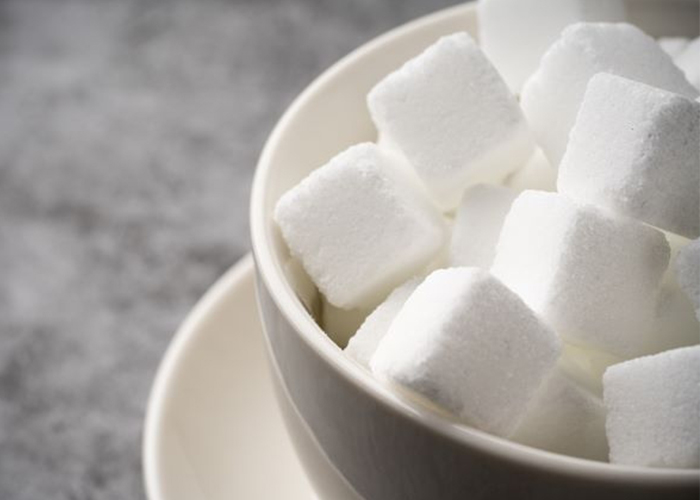 さつまいもの糖質は角砂糖何個分?気になる1本のカロリーや、ごはんとの糖質量を比較