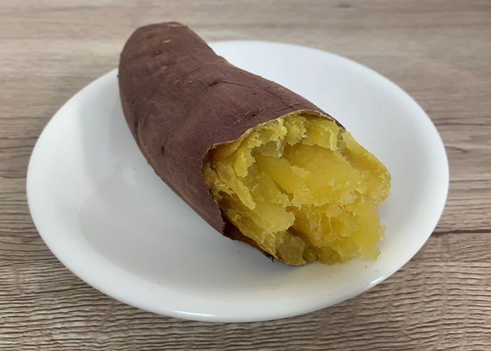 温めるのが面倒な時に試したい冷やし焼き芋の魅力!まるで高級スイーツ!しっとり濃厚に変化する食感