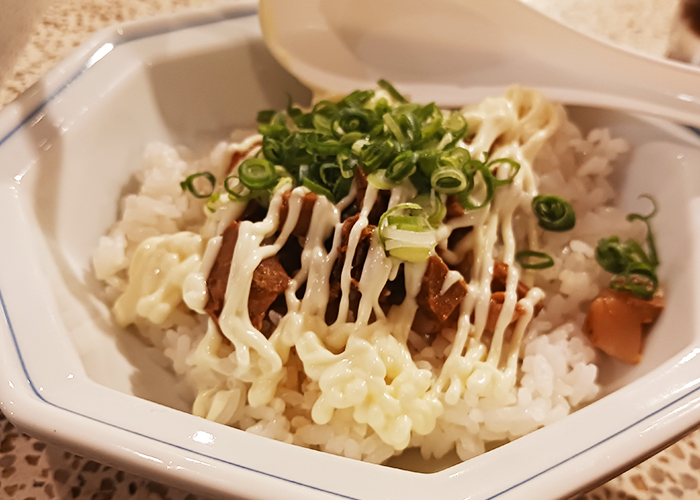志田山ラーメン　悪魔的な美味しさ「マヨチャー丼」