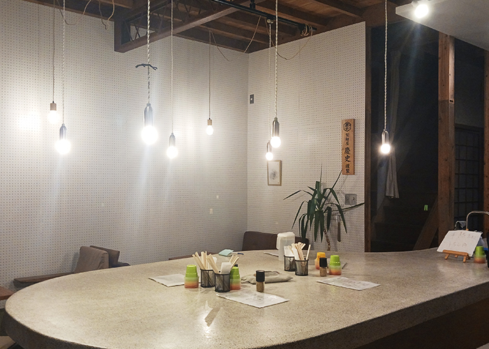 志田山ラーメン　店内