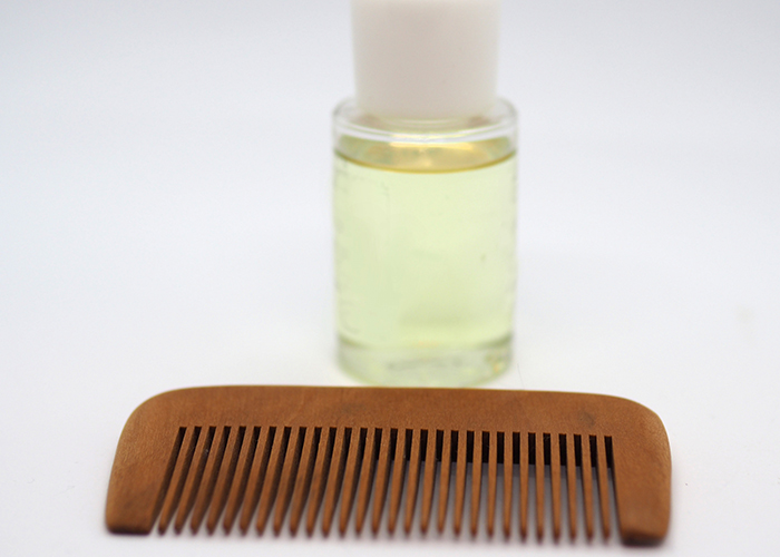 1本で全身OK 五島椿油の美容効果を徹底解説