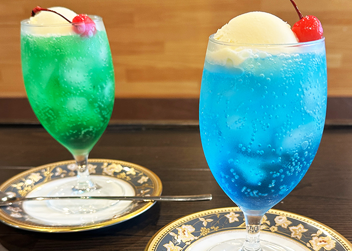 喫茶店定番のクリームソーダで締めくくるのが最高