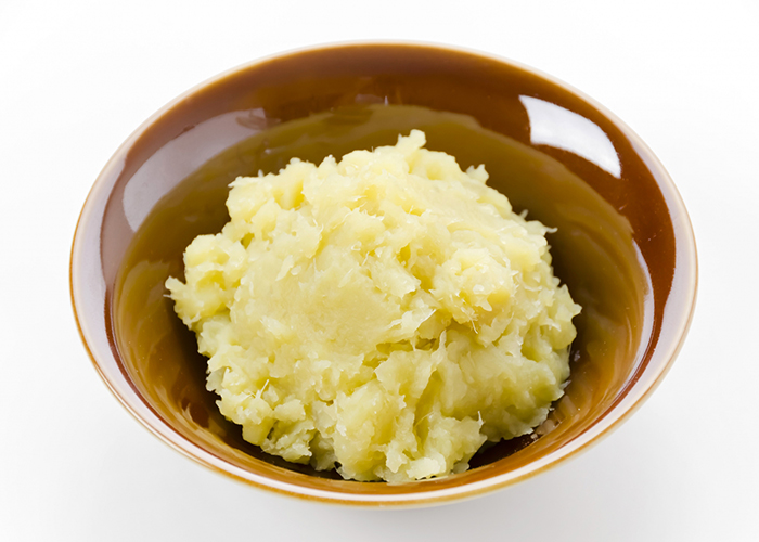 離乳食中期は舌でつぶせるマッシュ状にする
